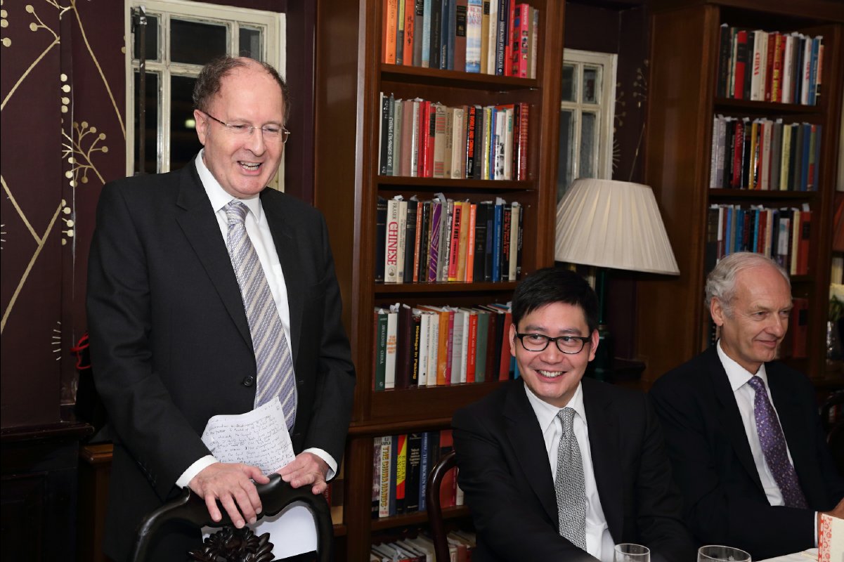 20121105 Trinity Dinner in HK with Sir Gregory Winter43